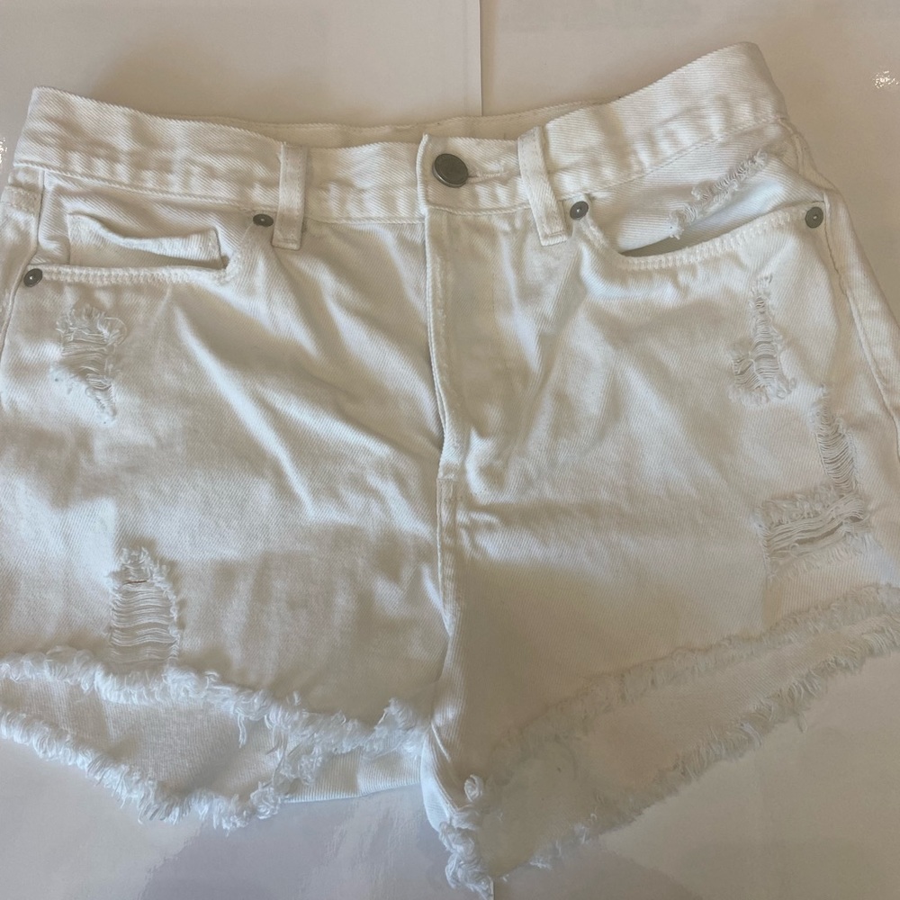 BLANK NYC white jean shorts, size 28 waist